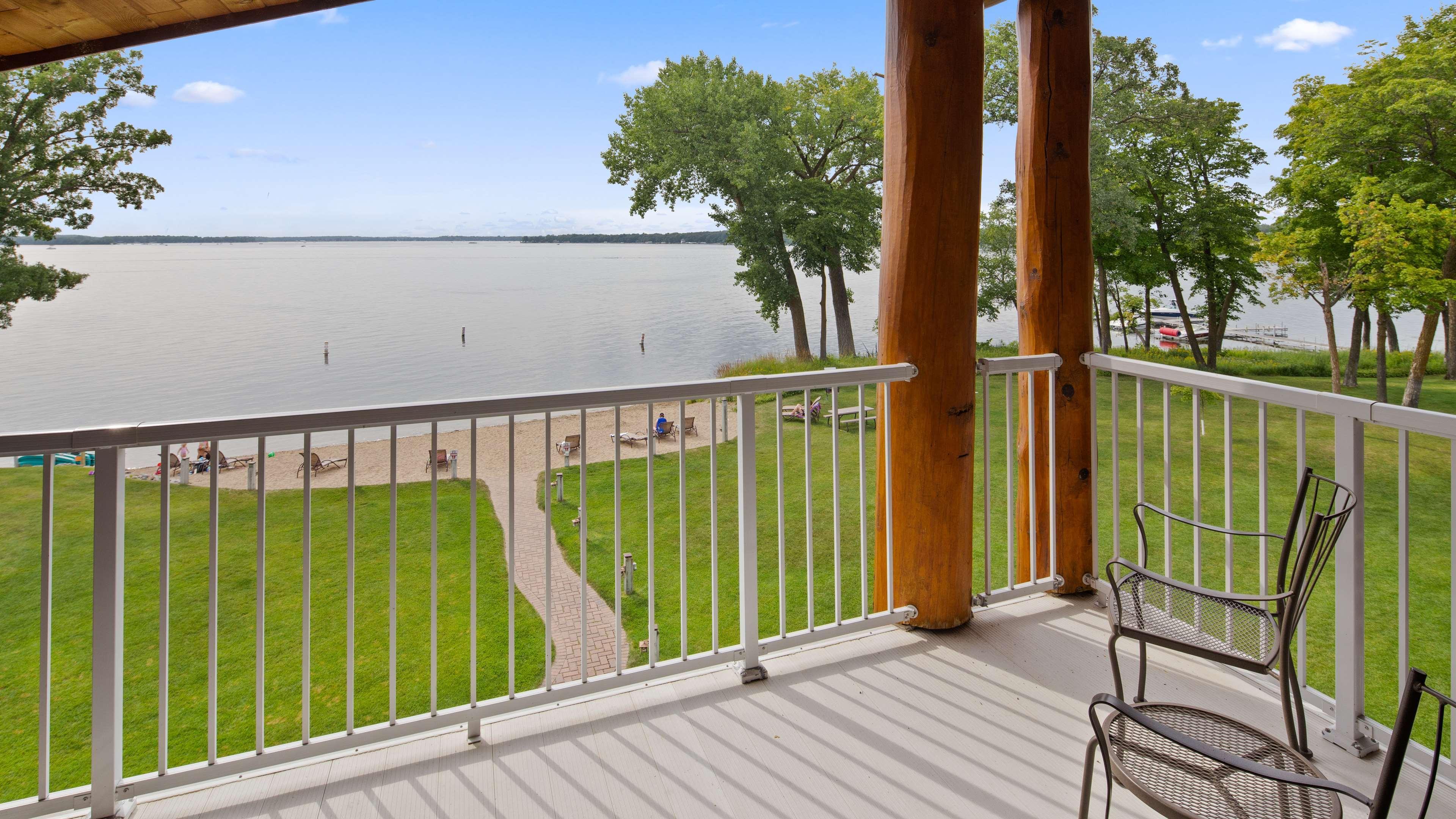 Best Western Premier The Lodge On Lake Detroit Detroit Lakes Exteriör bild