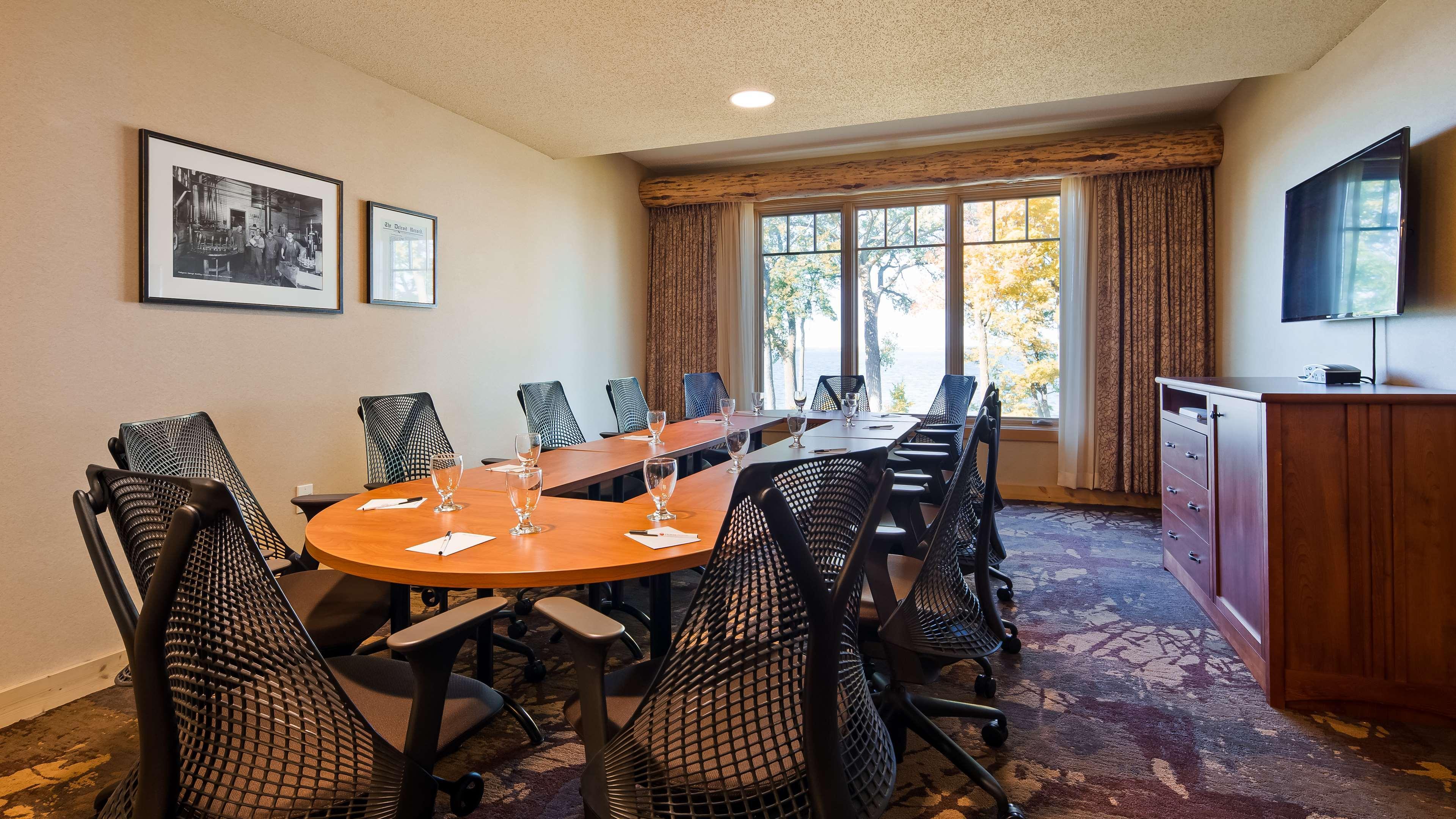 Best Western Premier The Lodge On Lake Detroit Detroit Lakes Exteriör bild